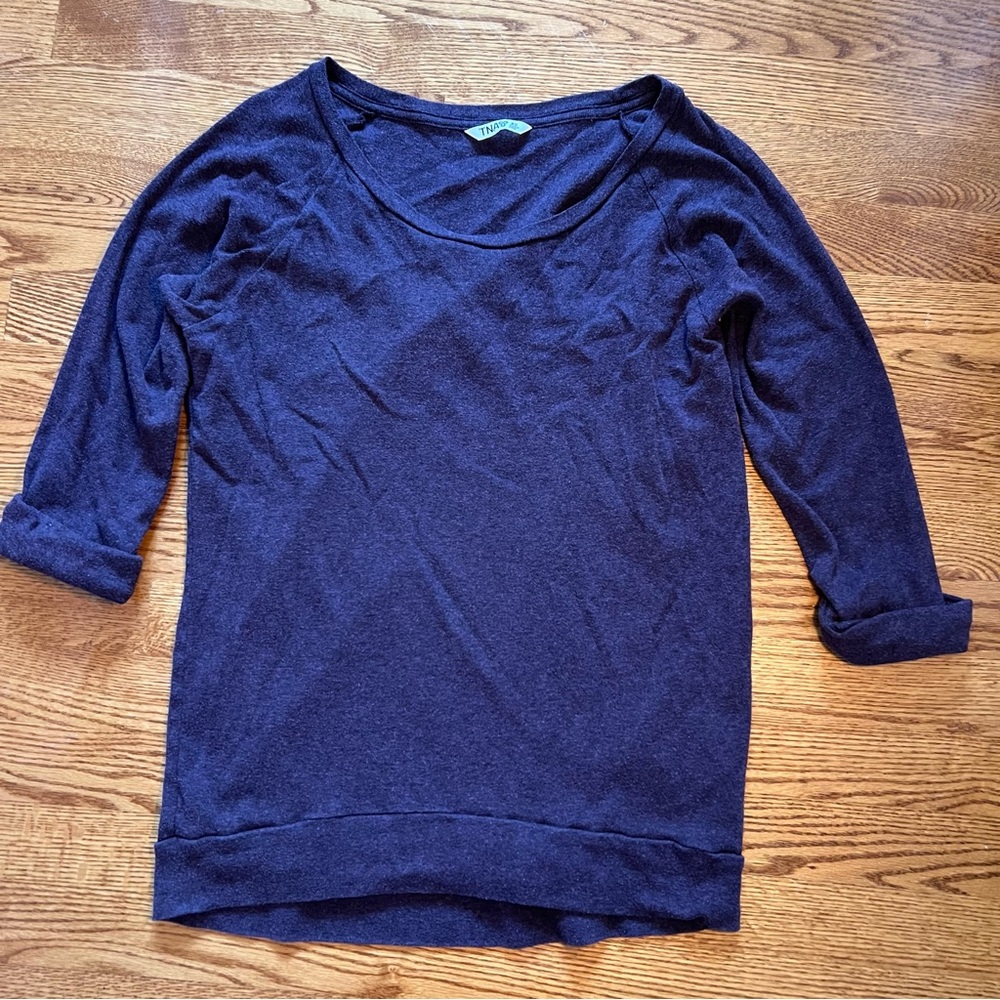 Aritzia TNA Dark Purple 1/2 Sleeve Crewneck